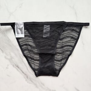 NWT CALVIN KLEIN ALLOVER LACE STRING BIKINI PANTY IN BLACK SIZE L/XL